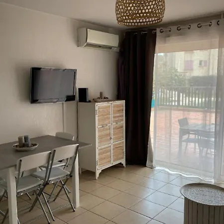 46m With Terrace - With Pool