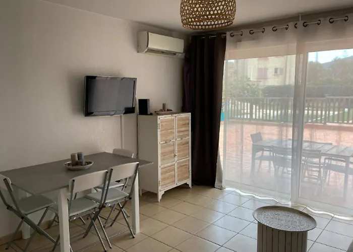 46m With Terrace - With Pool